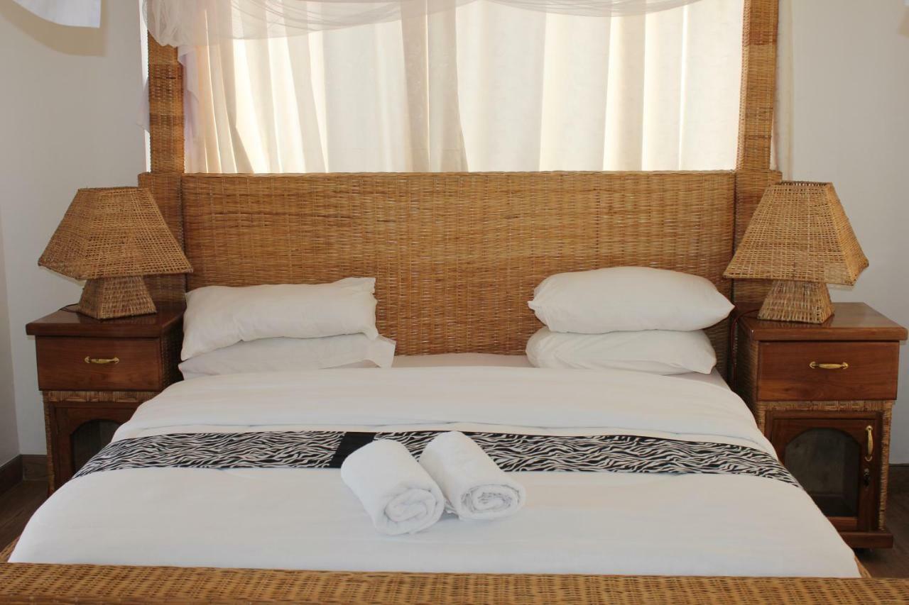 Villa Dahl Beach Resort Дар-ес-Салам Екстер'єр фото