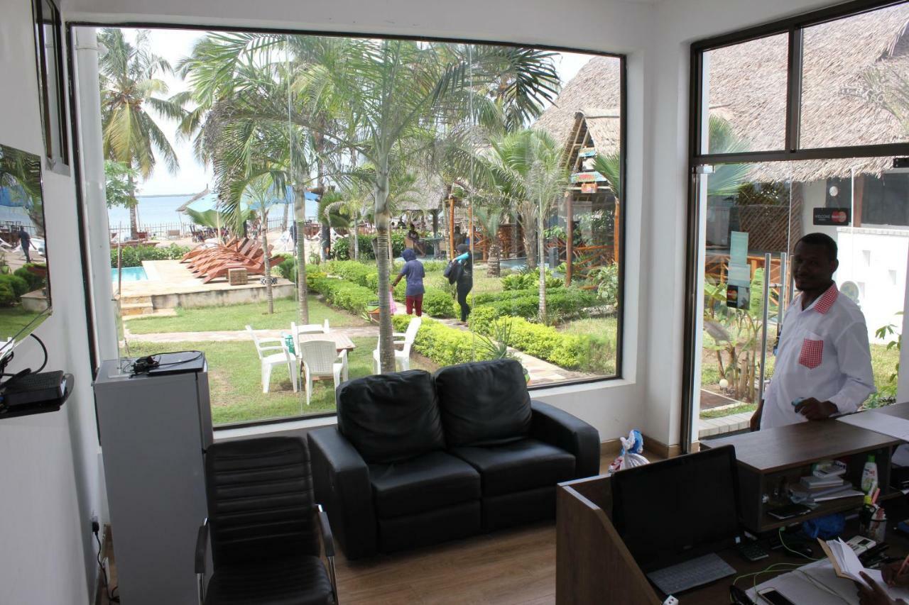 Villa Dahl Beach Resort Дар-ес-Салам Екстер'єр фото